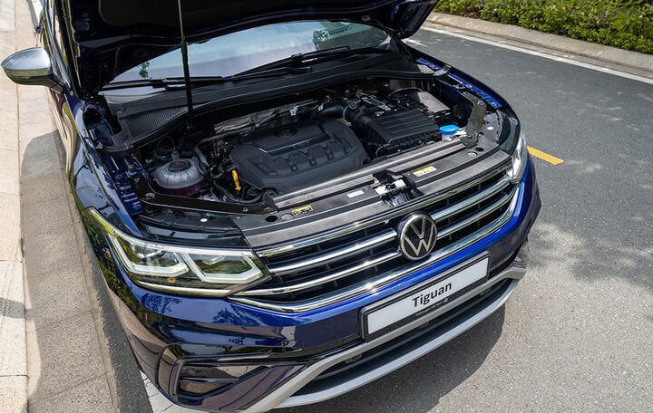 Volkswagen Tiguan Platinum ra mắt, giá hơn 1,6 tỷ đồng
