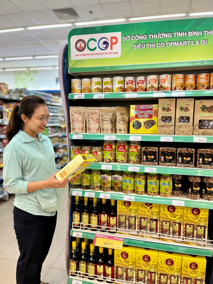 Lễ hội Đồng hành cùng OCOP - Tôn vinh nông sản Việt với hơn 500 mặt hàng OCOP.