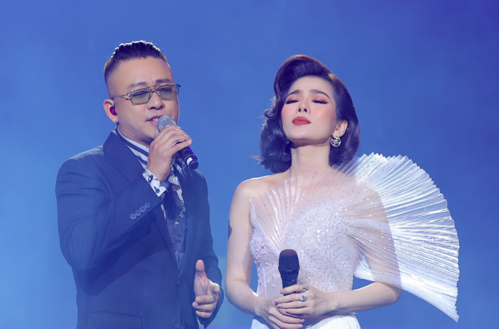 Tuấn Hưng bị so sánh với Lệ Quyên khi tham gia gameshow ca nhạc.