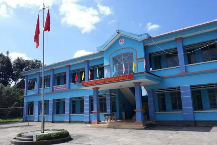 Trụ sở UBND xã Diên Bình