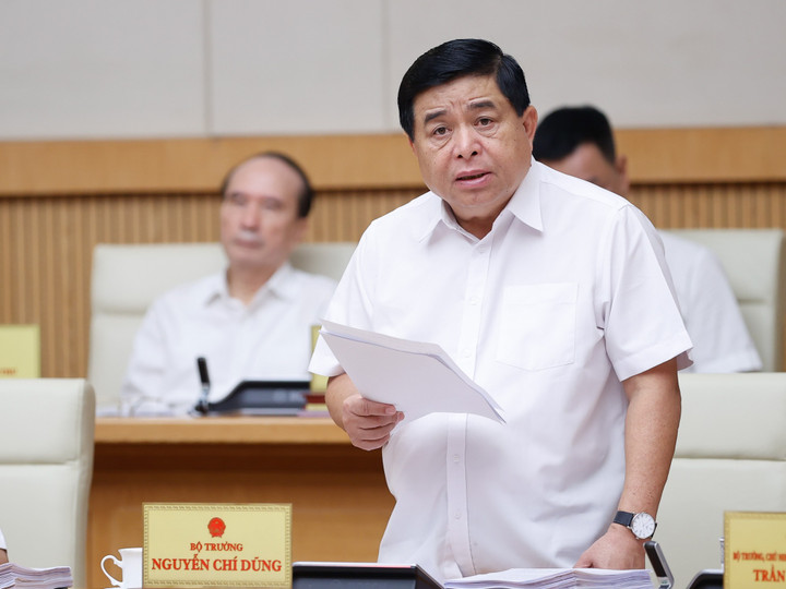 Bộ trưởng Bộ KH&ĐT Nguyễn Chí Dũng phát biểu tại phiên họp. (Ảnh: VGP/Nhật Bắc)