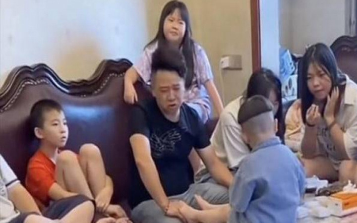 Các cháu của anh Cung Linh Quân rất thích đến nhà cậu chơi.