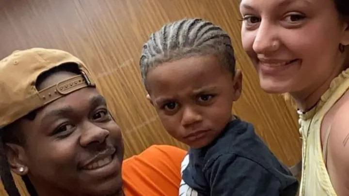 Cậu bé xấu số Nakyzi Odums.