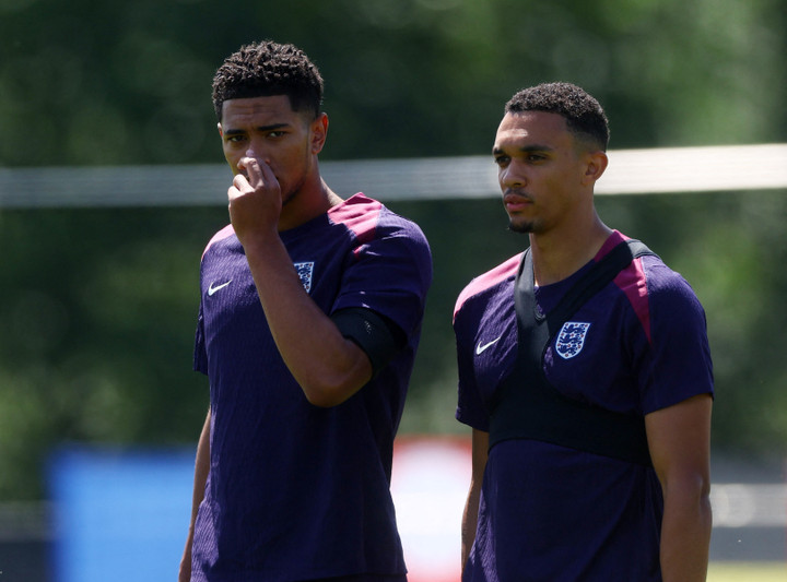 Anh có 4 ngày để chuẩn bị cho chung kết, ít hơn Tây Ban Nha 1 ngày.