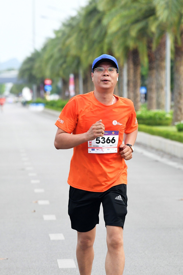 500 phát thanh viên, biên tập viên tham gia Giải chạy 'Vì làn sóng khỏe' - 9