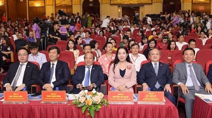 Các đại biểu dự Lễ bế mạc và trao giải Liên hoan Phát thanh toàn quốc XVI - năm 2024.