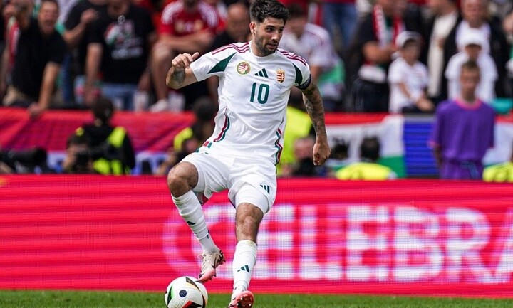 Tiền vệ Dominik Szoboszlai (Hungary): Ngôi sao của Liverpool được kỳ vọng giúp tuyển Hungary thi đấu tốt tại EURO nhưng màn thể hiện của anh quá nhạt nhòa. Đội tuyển của Szoboszlai cũng bị loại từ vòng bảng.