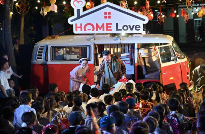 Chuyến xe Home Love đã trở thành một hoạt động thường niên, mang đến những hỗ trợ về cả vật chất lẫn tinh thần cho các trẻ em nghèo và người dân có hoàn cảnh khó khăn.