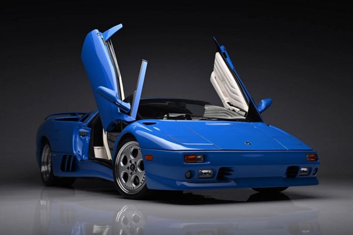 Chiếc Lamborghini Diablo VT 1997 từng thuộc sở hữu của ông Donald Trump trong 5 năm.