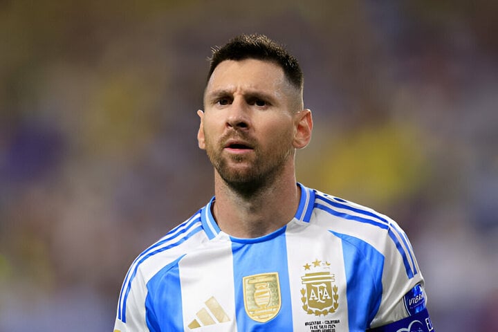 Messi lên ngôi vô địch Copa America cùng Argentina.