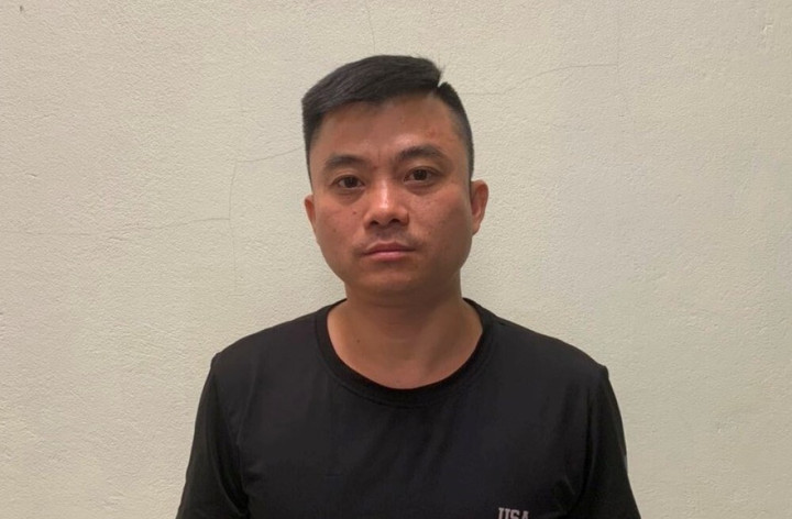 Tài xế Hoàng Trung Hiếu tại cơ quan công an. (Ảnh: Công an TP Hải Phòng)