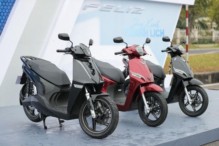 Khi sạc xe điện cần đảm bảo quy tắc an toàn, sử dụng bộ sạc chính hãng.