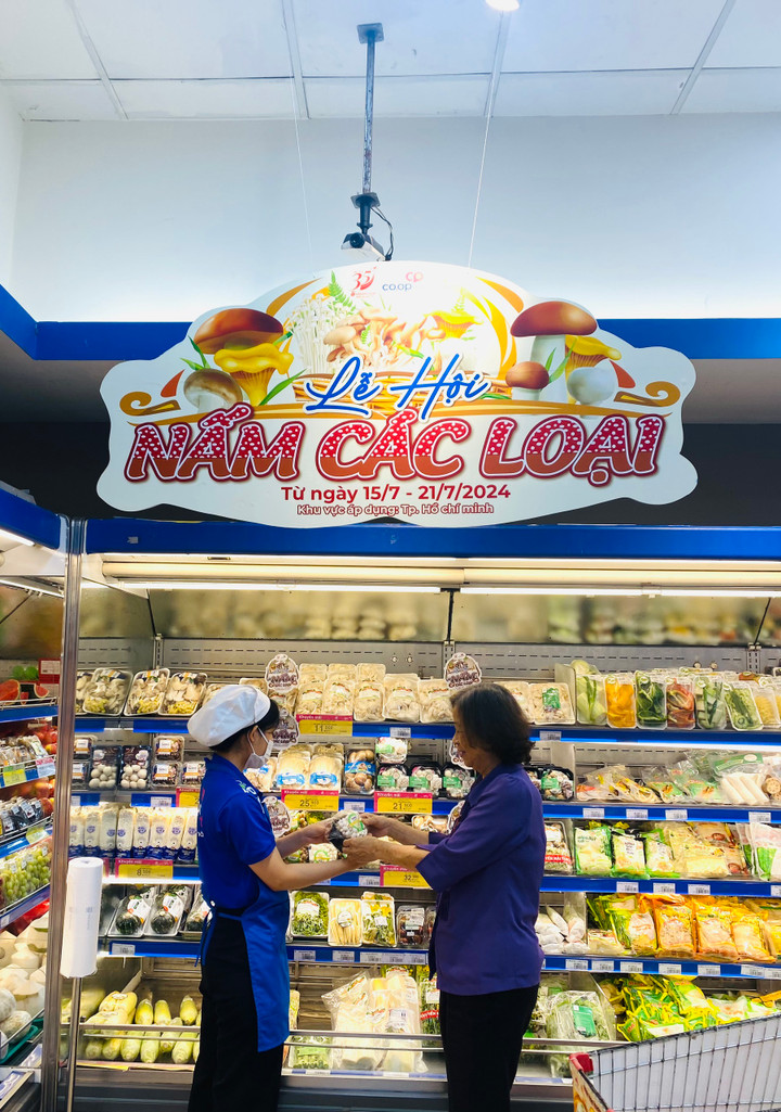 Co.opmart lần đầu tiên tổ chức lễ hội nấm với hơn 50 mặt hàng nấm giảm giá đến 31/7.