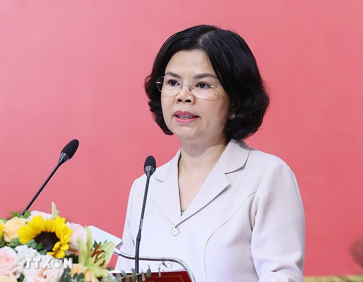 Bà Nguyễn Hương Giang.