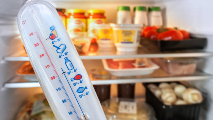 Mùa hè nên cài đặt tủ lạnh ở chế độ nào để tiết kiệm điện nhất? (Ảnh: Istock)