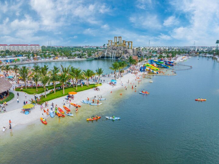 “Kỳ quan biển” VinWonders Wave Park là một tiện ích nghỉ dưỡng đặc quyền của cư dân Vinhomes Ocean Park 2.