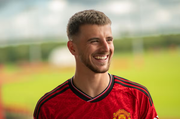 Mason Mount đang nhận lương khủng tại Man Utd.