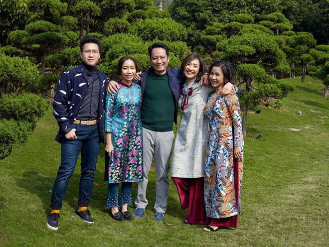 Gia đình ca sĩ Mỹ Linh - Anh Quân.