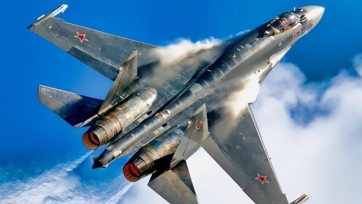 Su-35 của Không quân Nga.