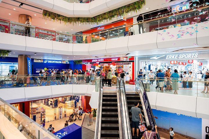 Vincom khai trương thêm 2 trung tâm thương mại mới - 2