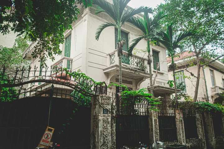 Căn biệt thự công vụ số 12 Nguyễn Chế Nghĩa, phường Hàng Bài, quận Hoàn Kiếm, Hà Nội. (Ảnh: Lê Khánh)