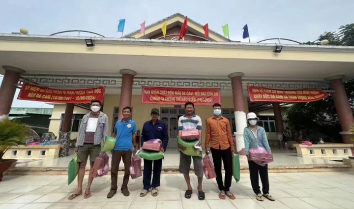 Hoạt động ý nghĩa thiết thực, góp phần hỗ trợ, chăm sóc đời sống vật chất và tinh thần những người có công với đất nước.