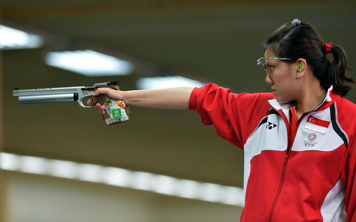 Jiang Ranxin lập kỷ lục thế giới (591 điểm) tại vòng loại ISSF Cairo 2022.