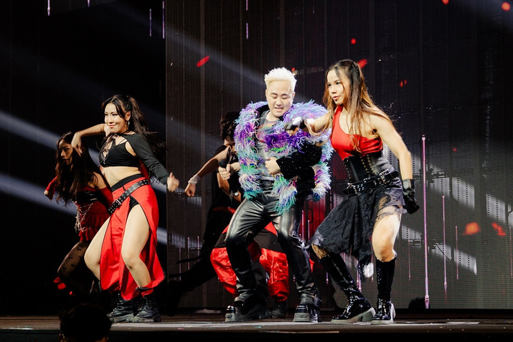 Với sự đầu tư chỉn chu, "bạo tay" của Trung Quân, live concert 1689 thực sự là bữa tiệc âm thanh ánh sáng xứng đáng với sự chờ đợi của khán giả.