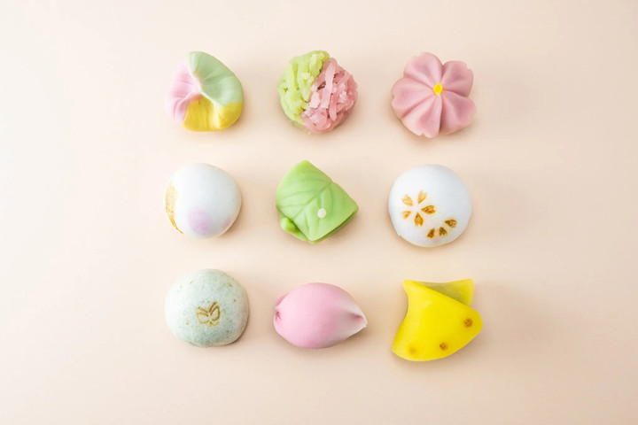 Các món bánh mang tính nghệ thuật cao thể hiện tính thẩm mĩ của ẩm thực Nhật - Ảnh: TCJ