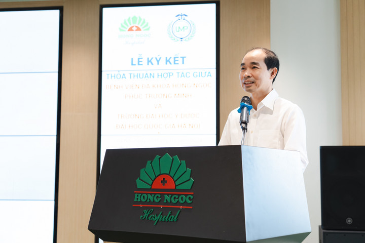 TS. Nguyễn Đình Hưng - Phó Giám Đốc phụ trách Sở Y tế Hà Nội phát biểu trong lễ ký kết.