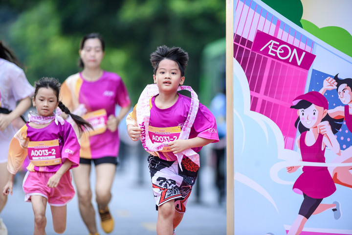 AEON Việt Nam tổ chức giải chạy AEON Ekiden 2024 dành cho nhân sự và cộng đồng địa phương.