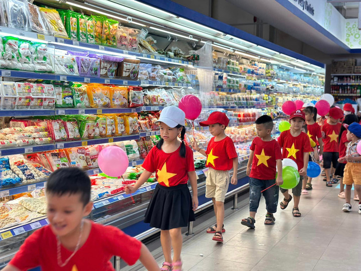 Lễ hội dinh dưỡng dành tặng cho lứa tuổi học đường chuẩn bị thể chất thật khỏe mạnh để chào đón năm học mới.