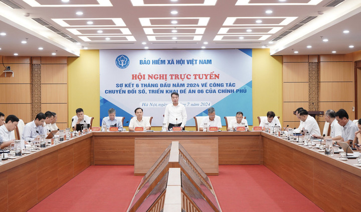Toàn cảnh Hội nghị trực tuyến sơ kết 6 tháng đầu năm 2024 về công tác chuyển đổi số, triển khai Đề án 06 của Chính phủ.