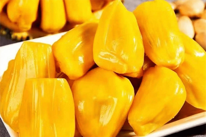 Khi chọn mít, nên lưu ý quan sát bề ngoài để chọn được quả mít thơm ngon. (Ảnh: Sohu)