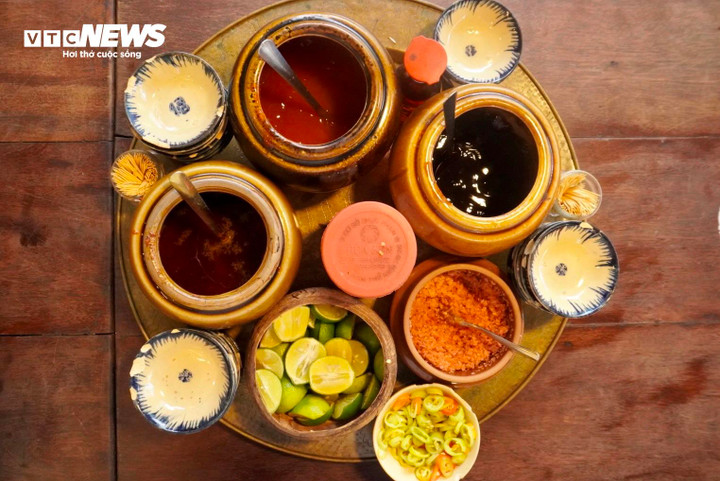 Các món ăn ở quán được đánh giá có hương vị thơm ngon, đậm đà. (Ảnh: Huy Trình)