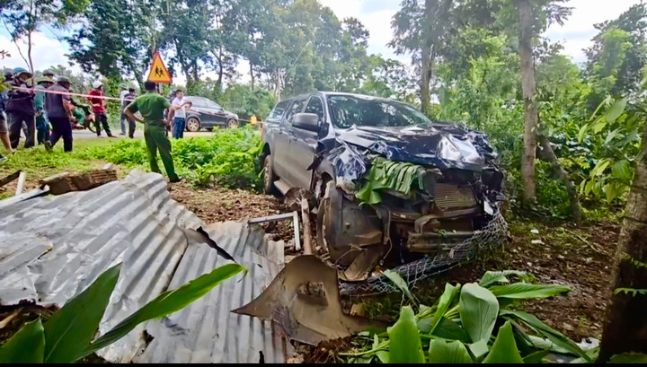 Chiếc xe bán tải gây tai nạn (Ảnh: TH)