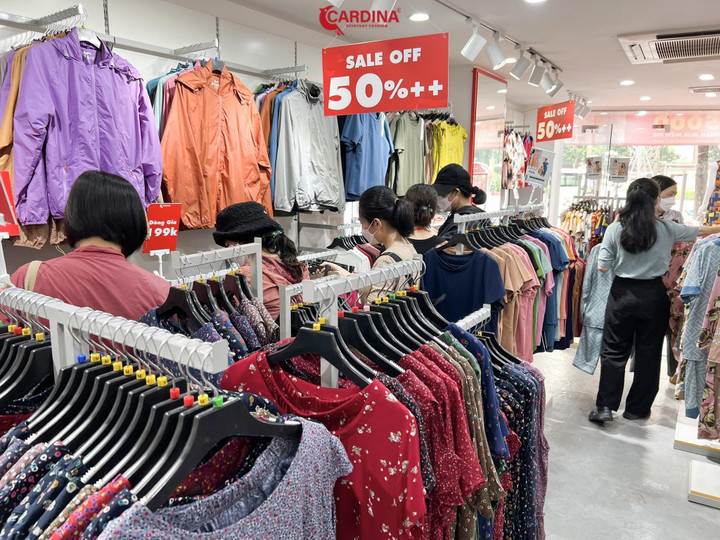 "Sự hài lòng của khách hàng" luôn là giá trị cốt lõi quan trọng nhất của thương hiệu Cardina.