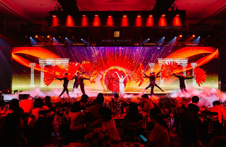 Mãn nhãn bữa tiệc đa giác quan tại sự kiện ra mắt thương hiệu Noble - 9