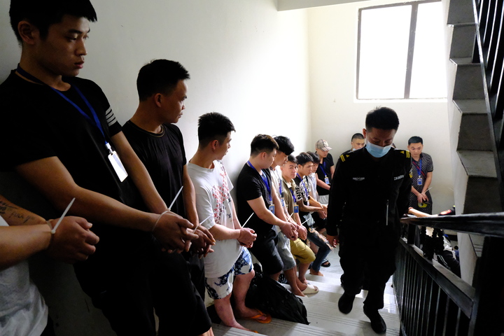 Hàng trăm kẻ lừa đảo bị bắt giữ tại Tam giác vàng. (Ảnh: Công an Hà Tĩnh)