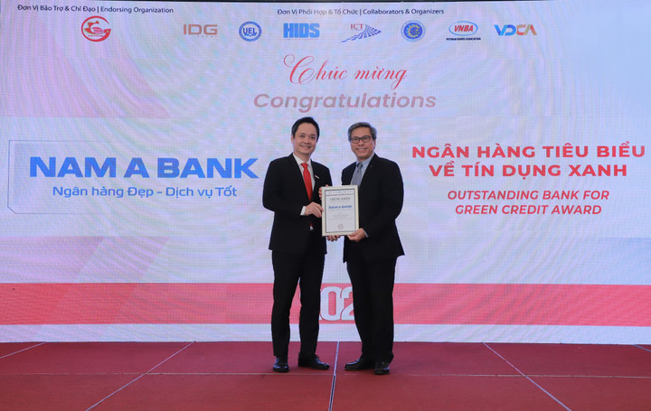 Giải thưởng ngân hàng tiêu biểu.