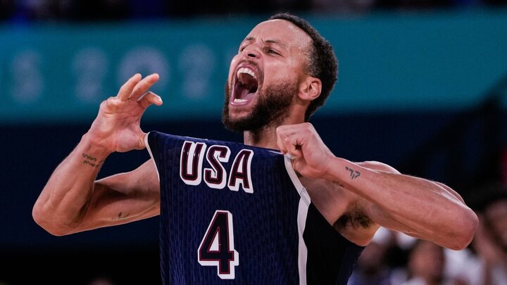 Stephen Curry ghi 24 điểm trong trận chung kết bóng rổ Olympic 2024.