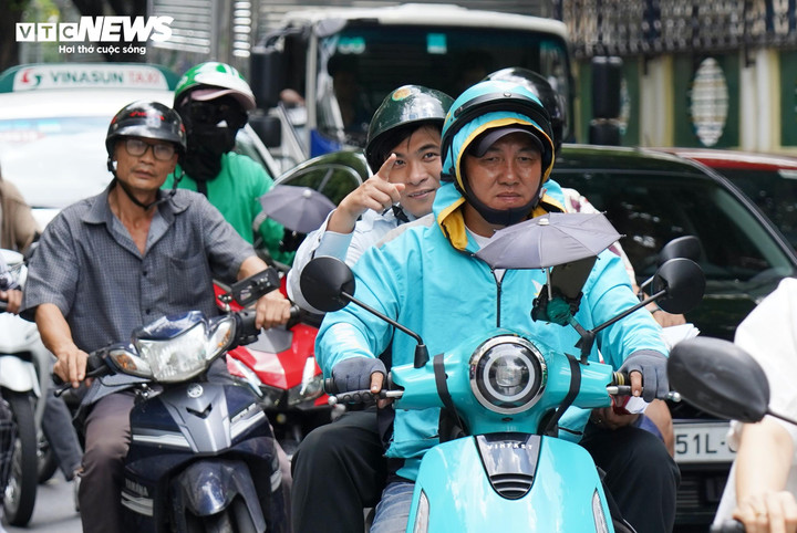 Thời tiết TP.HCM hôm nay 13/8, ngày nắng nóng, nền nhiệt cao nhất 35 độ C.