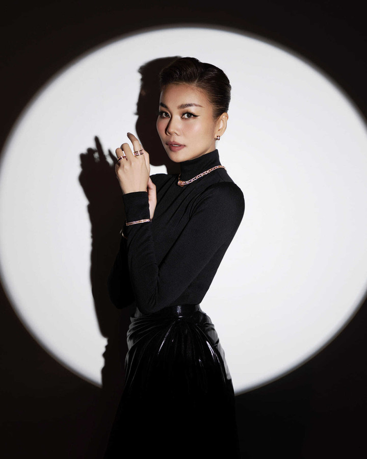 Thanh Hằng gửi đơn khiếu nại Hoàng Thùy lên cơ quan chức năng.