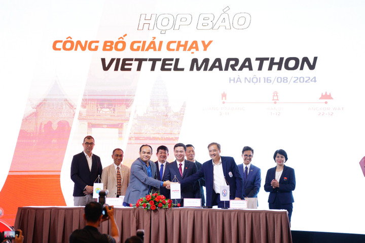 Lễ ký kết giữa Tổng công ty Viễn thông Viettel - Tập đoàn Công nghiệp Viễn thông Quân đội (Viettel Group) cùng Liên đoàn Điền Kinh Việt Nam, Liên đoàn Điền kinh Lào và Liên đoàn Điền kinh Campuchia.