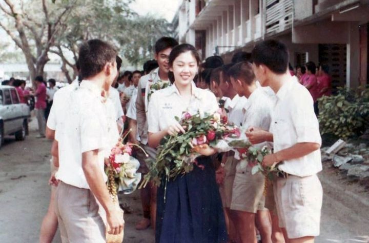 Bà Yingluck khi còn học trung học. (Ảnh: The Nation)