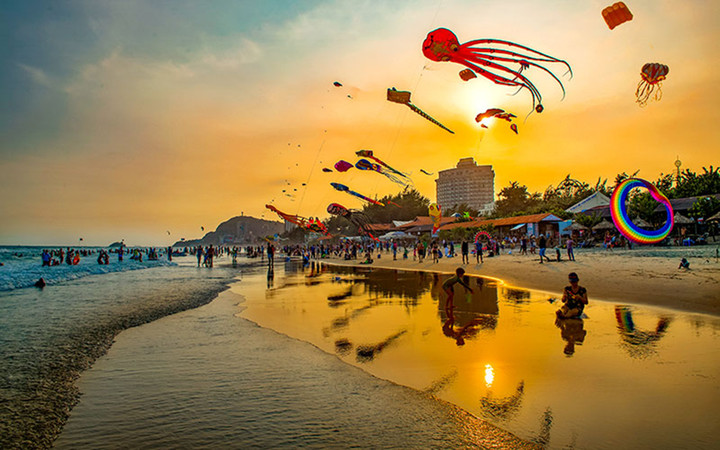 Buổi chiều tại Bãi Sau Vũng Tàu. (Ảnh: Phạm Thuận)