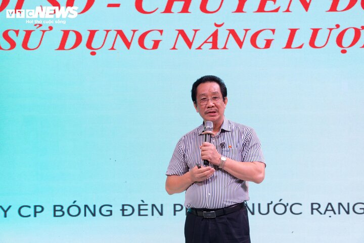 Ông Nguyễn Đoàn Kết - Phó Chủ tịch HĐQT Công ty Cổ phần bóng đèn phích nước Rạng Đông.