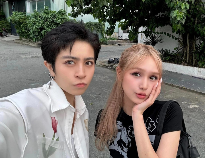 Gil Lê và Xoài Non vướng tin đồn hẹn hò.