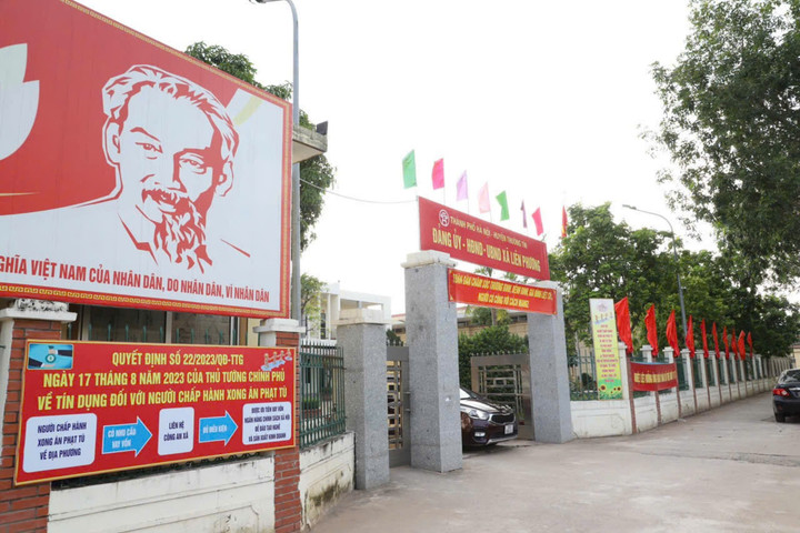 Trụ sở UBND xã Liên Phương khang trang, sạch đẹp.