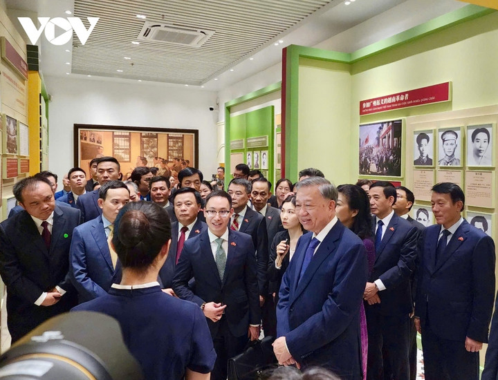 Tổng Bí thư, Chủ tịch nước Tô Lâm thăm trụ sở Hội Việt Nam Cách mạng Thanh niên.